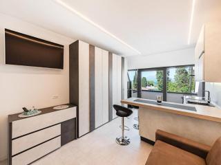 Nido sul Lago Apartment - Vista Lago e con Piscina - Desenzano del Garda - 4