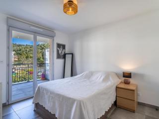 Apartment Le Jardin du Loderi-2 by Interhome - Bormes-les-Mimosas - 2