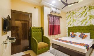 The JK Hotel Nr Railway Station - 8
