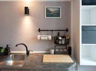 Loft Bed Studio with FREE Parking, 2 Bikes! Self check in, Wi-Fi, AC - 7