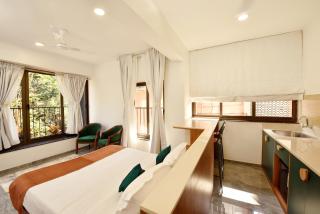 Lembranca Studios & Suites Near Famous FLOATING CASINOS of Goa - 1