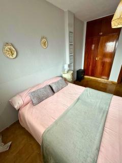 Home4u Alojamiento en Plaza de Gracia - 2