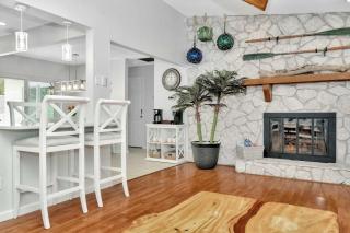 Charming Largo Home with Private Pool 1 Mi to Beach - Largo - 3