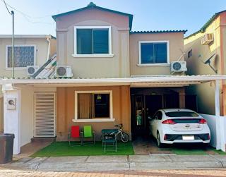 Cómodos e independientes Dptos 3dorms 3-5camas 1-10pers en urb privada, piscinas y seguridad 24h - Guayaquil - 8