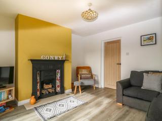 Platform 13 Railway Cottage - Llandudno Junction - 8