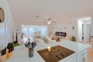 Alligator Point Beachfront Home with Private Hot Tub - Sun N Sand Beaches - 3