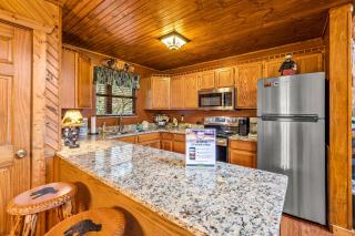 Lazy Bear - Gatlinburg - 3