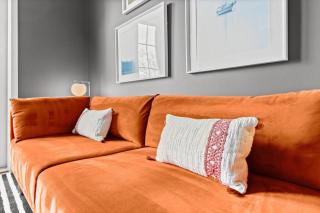 King Bed An Alluringly Cozy Suite Xcape - 4