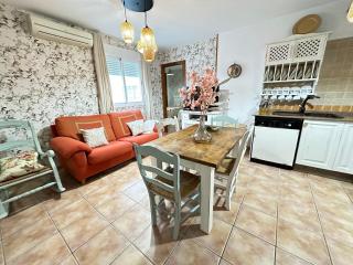 APARTAMENTO LUNA 1 SOLO FAMILIAS Y PAREJAS - Conil de la Frontera - 0