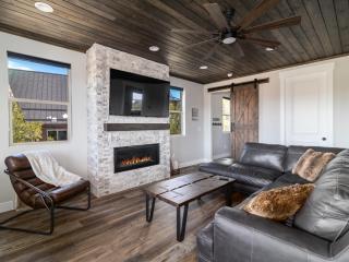 Deer Ridge Casita: Private Retreat Hot Tub & Views - Orderville - 6