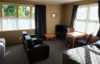 Smylies Accommodation - Springfield - 7