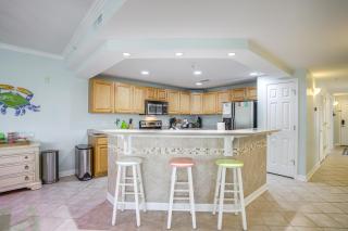 Ocean City Beach Condo Steps to Boardwalk! - Ocean City - 1