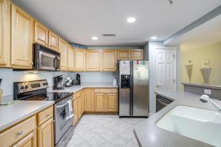 Ocean City Beach Condo Steps to Boardwalk! - Ocean City - 1