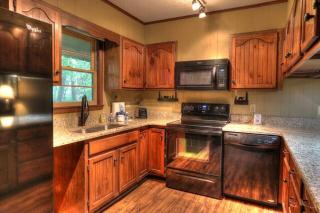 Crockett's Coonskin Cabin #540 - 2