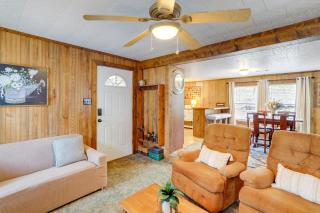 Heber Springs Cabin with Deck 3 Mi to Sugarloaf Mtn - 5