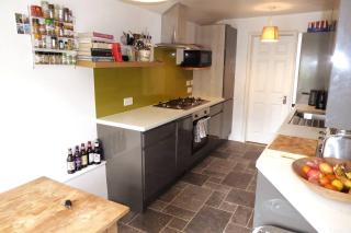 Contact For Best Prices, Large City Ctr 1 bed Apt, Free Parking, Garden, Bath & Shower, Wifi - 6