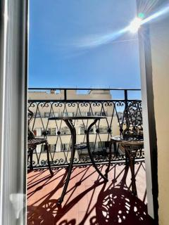 Dezy’s House - Nizza - 6
