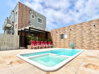 002 - Apartamento monoambiente em lindo residencial com piscina na praia de Bombas - Bombinhas - 9