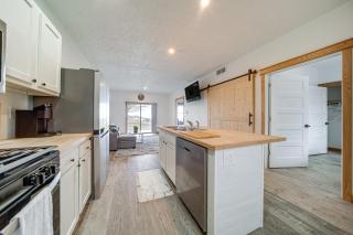 4 Mi to Lake Golf-View Erie Condo with Porch - Erie - 4