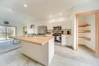 4 Mi to Lake Erie Condo with Golf Course Views! - Erie - 9