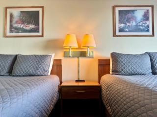 Quilt Inn - - 0