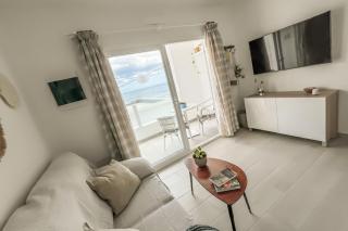 Casa Burgao 2 on the front line with seaview terrace - Punta de Mujeres - 4