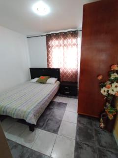 Habitacion privada en casa familiar con bano compartido - Armenia - 6