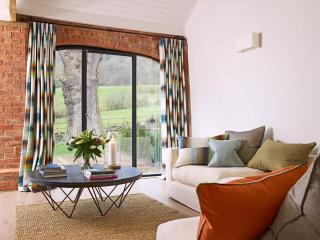 The Fairoaks Estate - 5