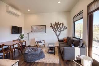 Quails Nest Joshua Tree l Classic at Park Entrance - 6