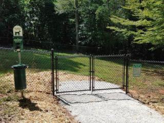 2 Bedroom Log Cabin on Lake James with Loft- Private Resort Amenities - Marion - 5