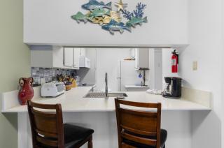 #250G Madeira Beach Yacht Club - 3