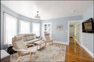 Bright Spacious Apartment - 2 BR 2 BA - Portland - 1