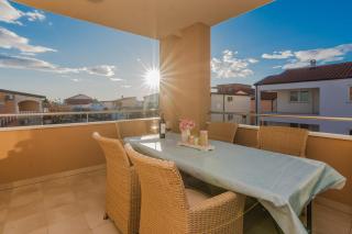Apartments with a parking space Vir - 22568 - Vir - 2