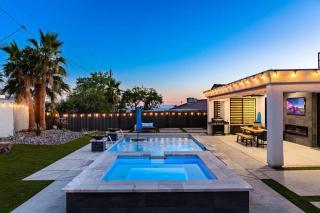 Lake Daze Pool Spa Games - Lake Havasu City - 3