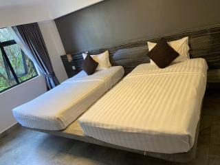 Pyramid Hotel & Spa - Sisophon - 1