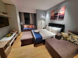 Bright Comfy Room w/WiFi near Makati/Manila/Philippines - Manila - 0