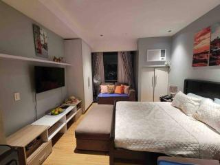 Bright Comfy Room w/WiFi near Makati/Manila/Philippines - Manila - 9