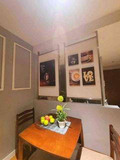 Bright Comfy Room w/WiFi near Makati/Manila/Philippines - Manila - 8