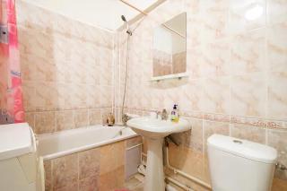 Nadezhda Apartments on Zhibek Zholy Avenue 33 - Almaty - 3