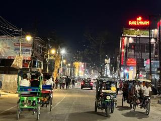 Hotel Shree Darshnam - Vrindāvan - 9