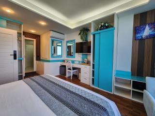 The Hive Beach - 8