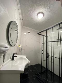 DEDENİN YERİ İSTANBUL - 1