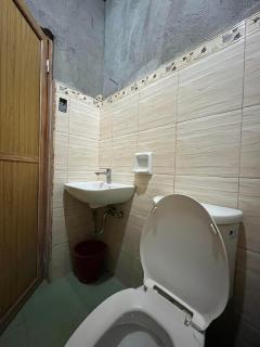 Malaran Guest House - 2