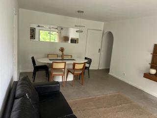 Apartamento em Pitangueiras a 50m da Praia - Guarujá - 8