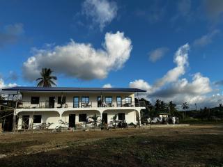 Mario's White House - Langi-langiban - 0