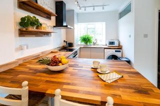 1 Bedroom (+sofa bed) Flat in Ilminster, Somerset - 1