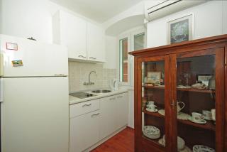 City Square Apartment Makarska - 2