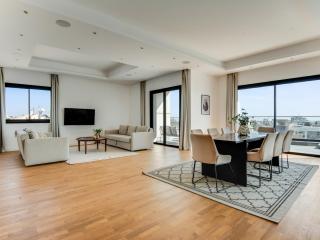 Sanders Crystal 1 - Limassol - 9