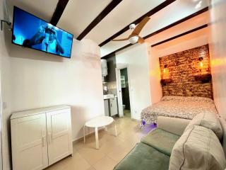 Nuevos Apartamentos frente al mar y a la playa - Castelldefels - 1