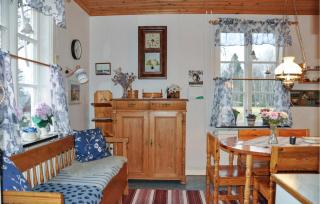 2 Bedroom Awesome Home In Storfors - Storfors - 4